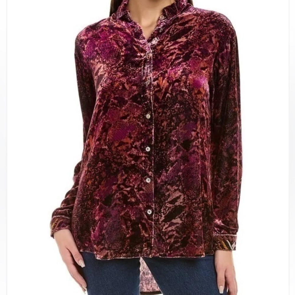 Johnny Was Scarlet Cobra With Spread Collar, Button Cuffs and High-low hem NWT